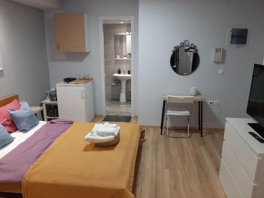 Ανετο Στουντιο Στην Πυλαια Με Ευκολο Παρκιγκ Салоники Экстерьер фото